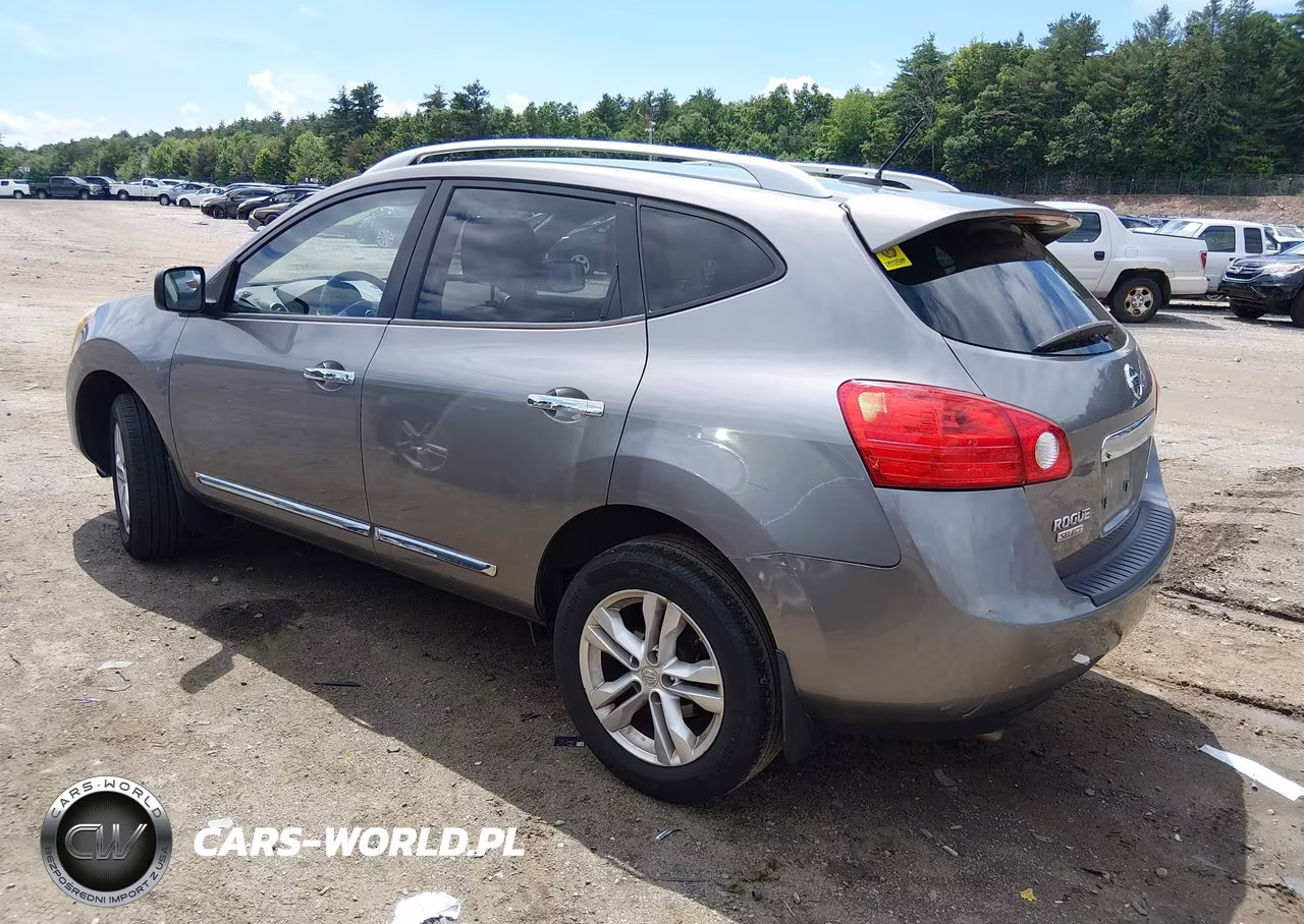 2015 Nissan Rogue Select S VIN:JN8AS5MVXFW765521 - 3