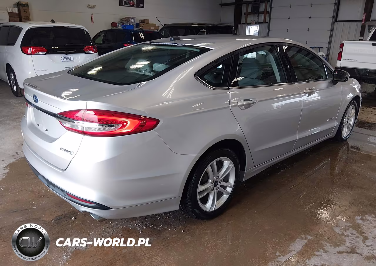 2018 Ford Fusion Hybrid S VIN:3FA6P0UU1JR278903 - 4