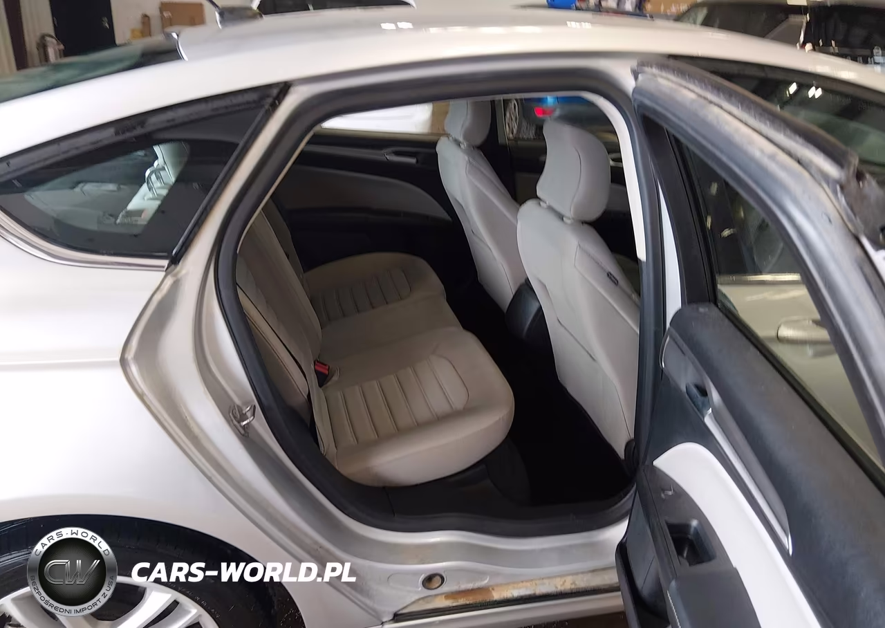 2018 Ford Fusion Hybrid S VIN:3FA6P0UU1JR278903 - 8