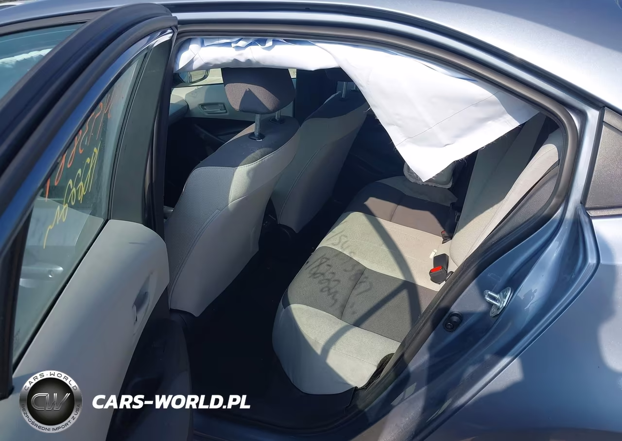 2026 Toyota Corolla Le VIN:5YFB4MDE0TP363354 - 8