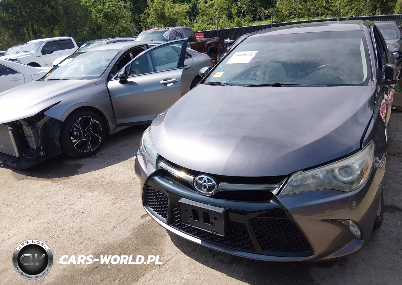 2017 Toyota Camry Se VIN:4T1BF1FK1HU670100 - 12