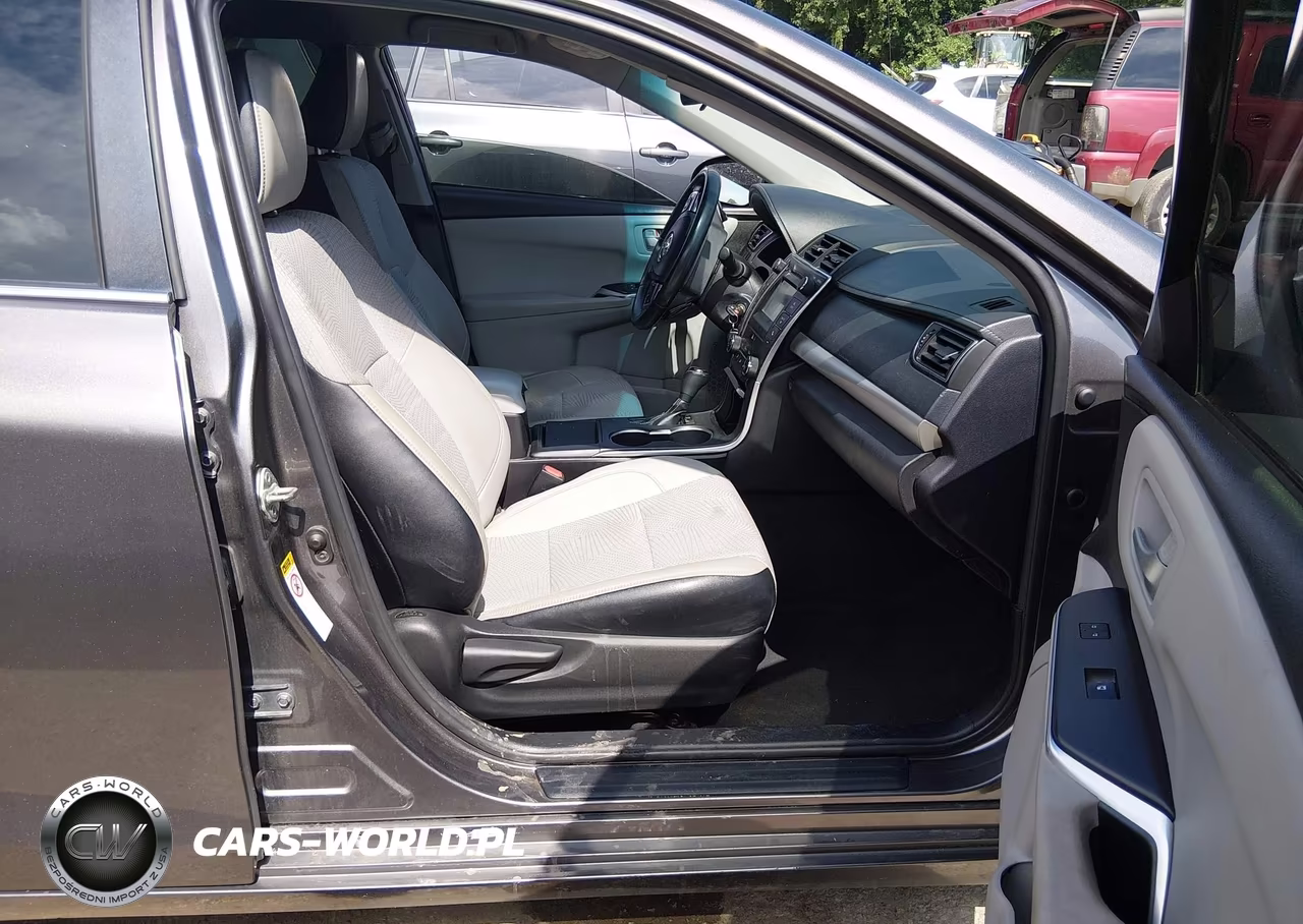2017 Toyota Camry Se VIN:4T1BF1FK1HU670100 - 5