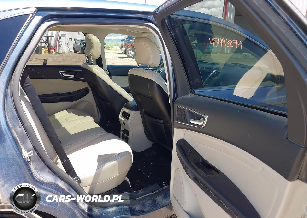 2018 Ford Edge Titanium VIN:2FMPK4K96JBB13717 - 8