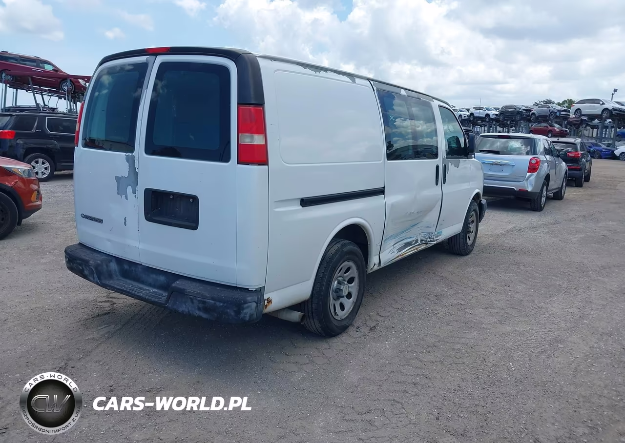 2011 Chevrolet Express 1500 Work Van VIN:1GCSGAFX6B1187420 - 4