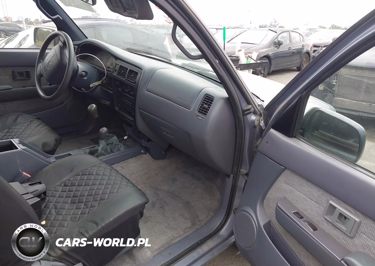 1998 Toyota Tacoma Base V6 VIN:4TAWN72N5WZ160873 - 5