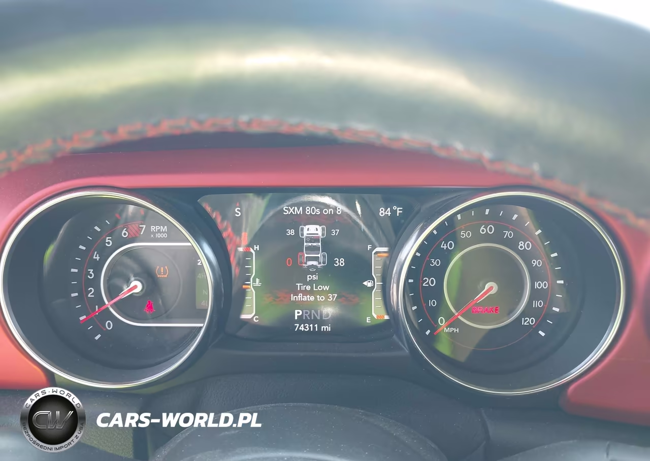 2021 Jeep Wrangler Unlimited Rubicon 4X4 VIN:1C4HJXFN1MW739909 - 7