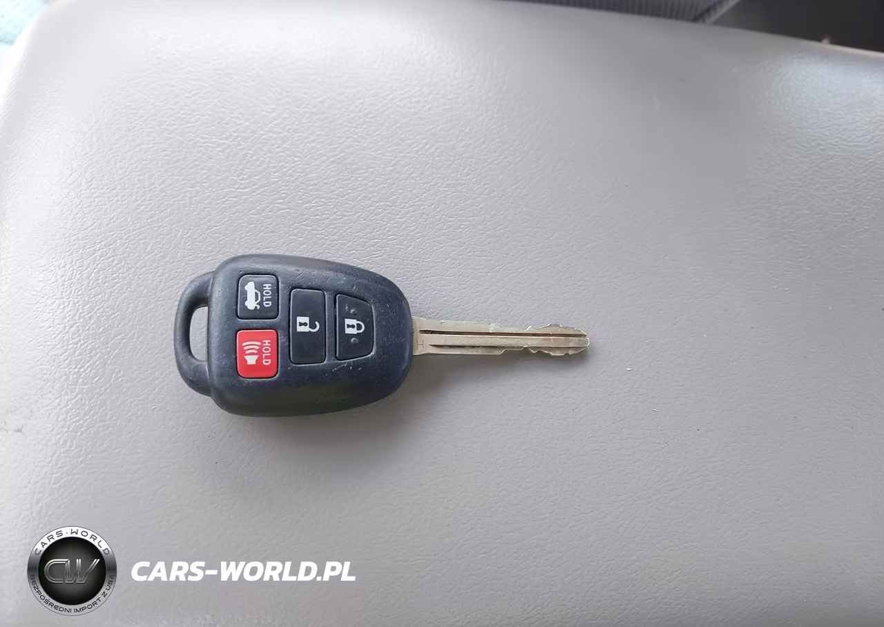 2016 Toyota Camry Le VIN:4T4BF1FKXGR522595 - 11