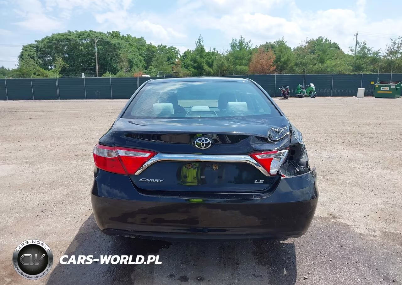 2016 Toyota Camry Le VIN:4T4BF1FKXGR522595 - 17