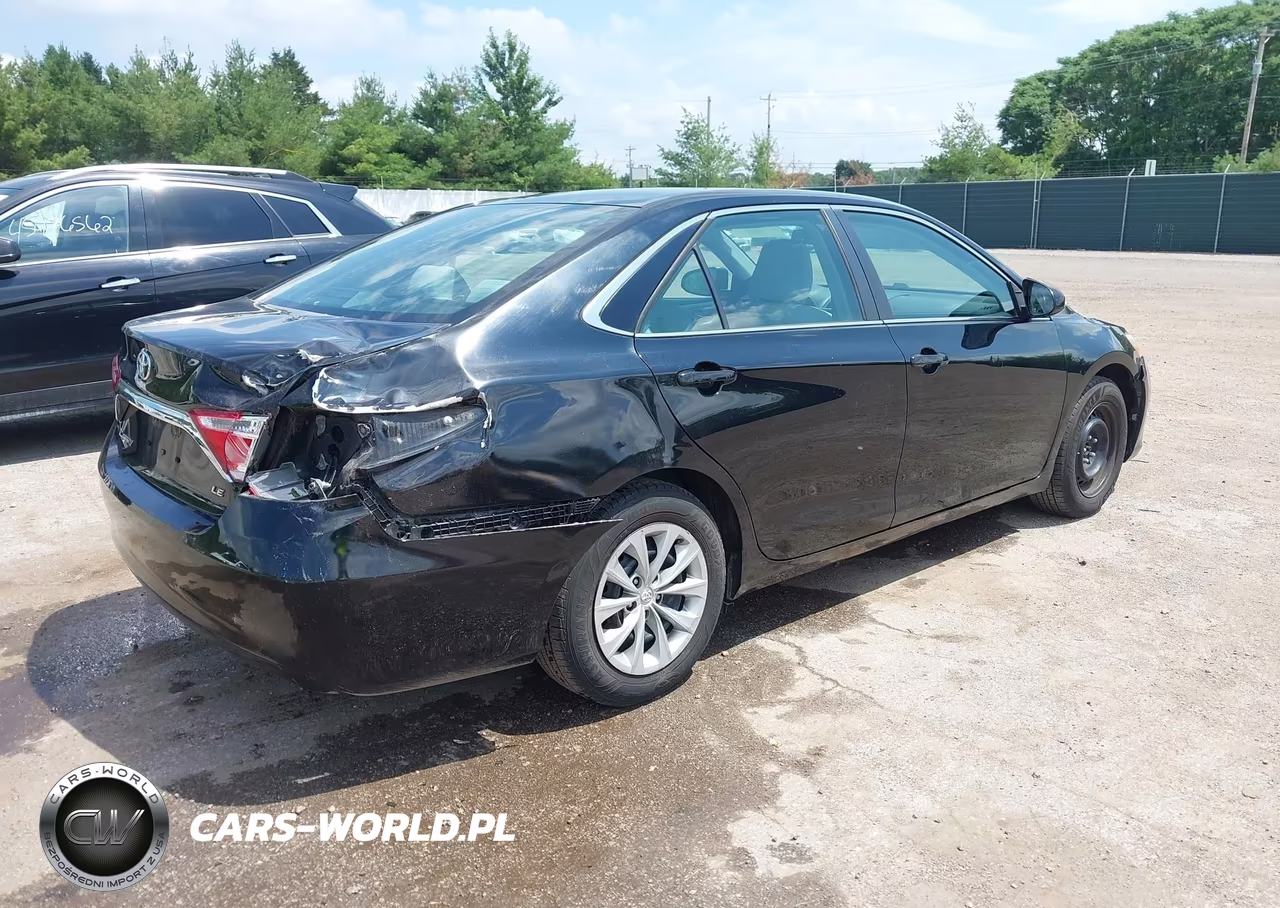 2016 Toyota Camry Le VIN:4T4BF1FKXGR522595 - 4