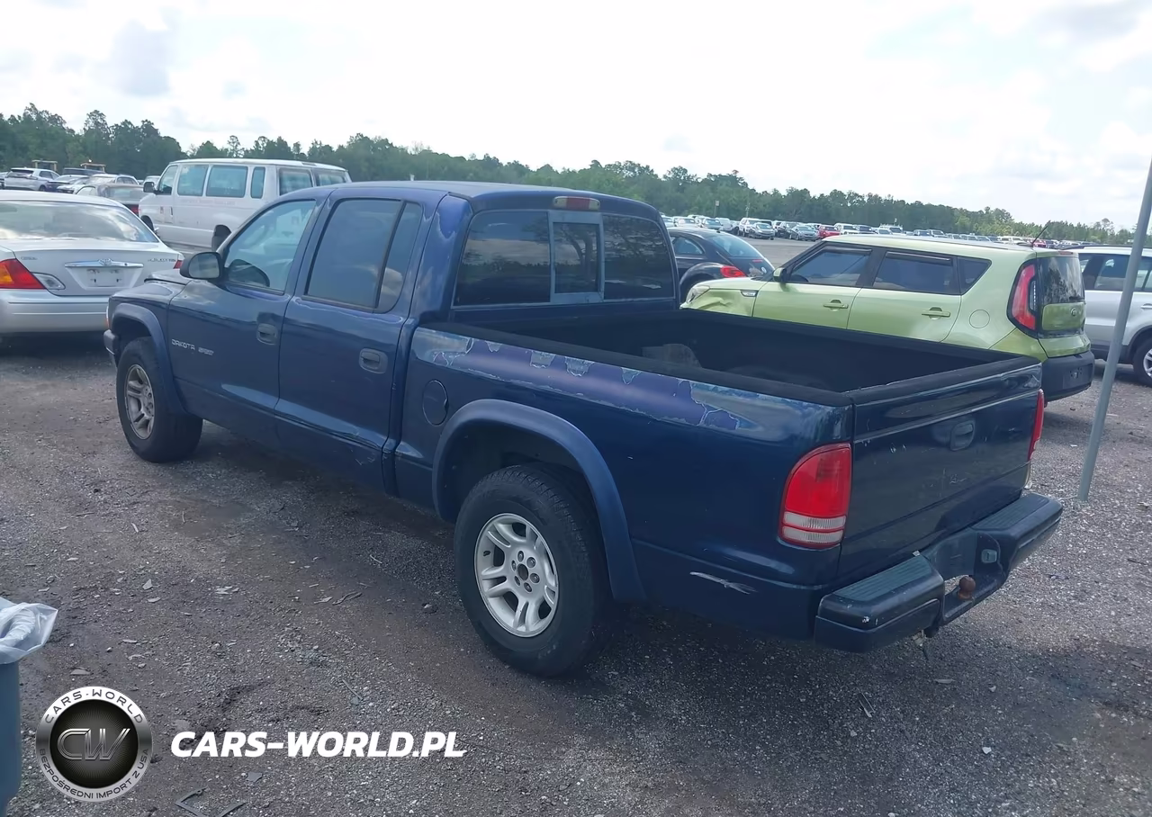 2002 Dodge Dakota Sport VIN:1B7HL38XX2S660695 - 3