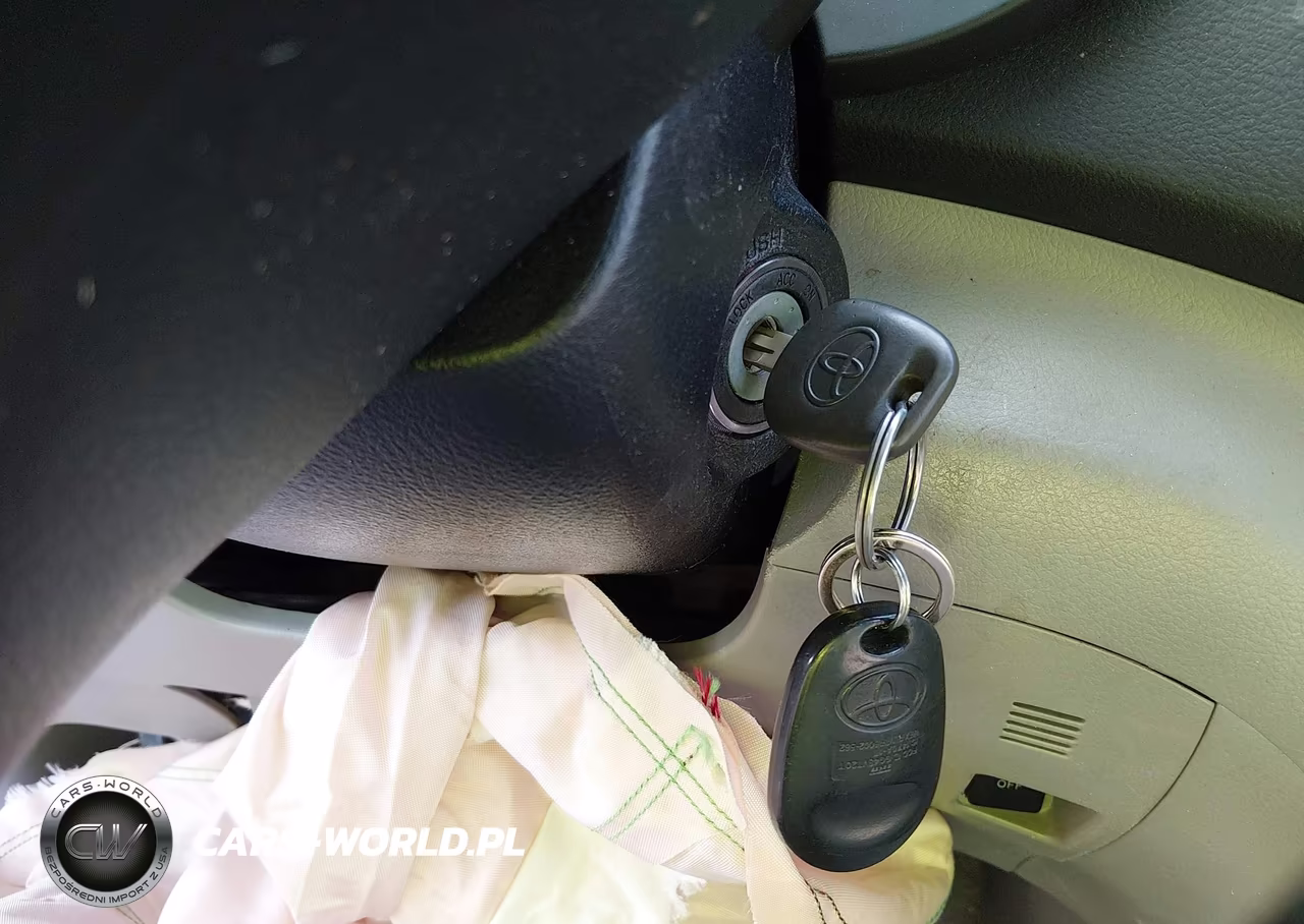 2010 Toyota Highlander Base V6 VIN:JTEBK3EHXA2166353 - 11