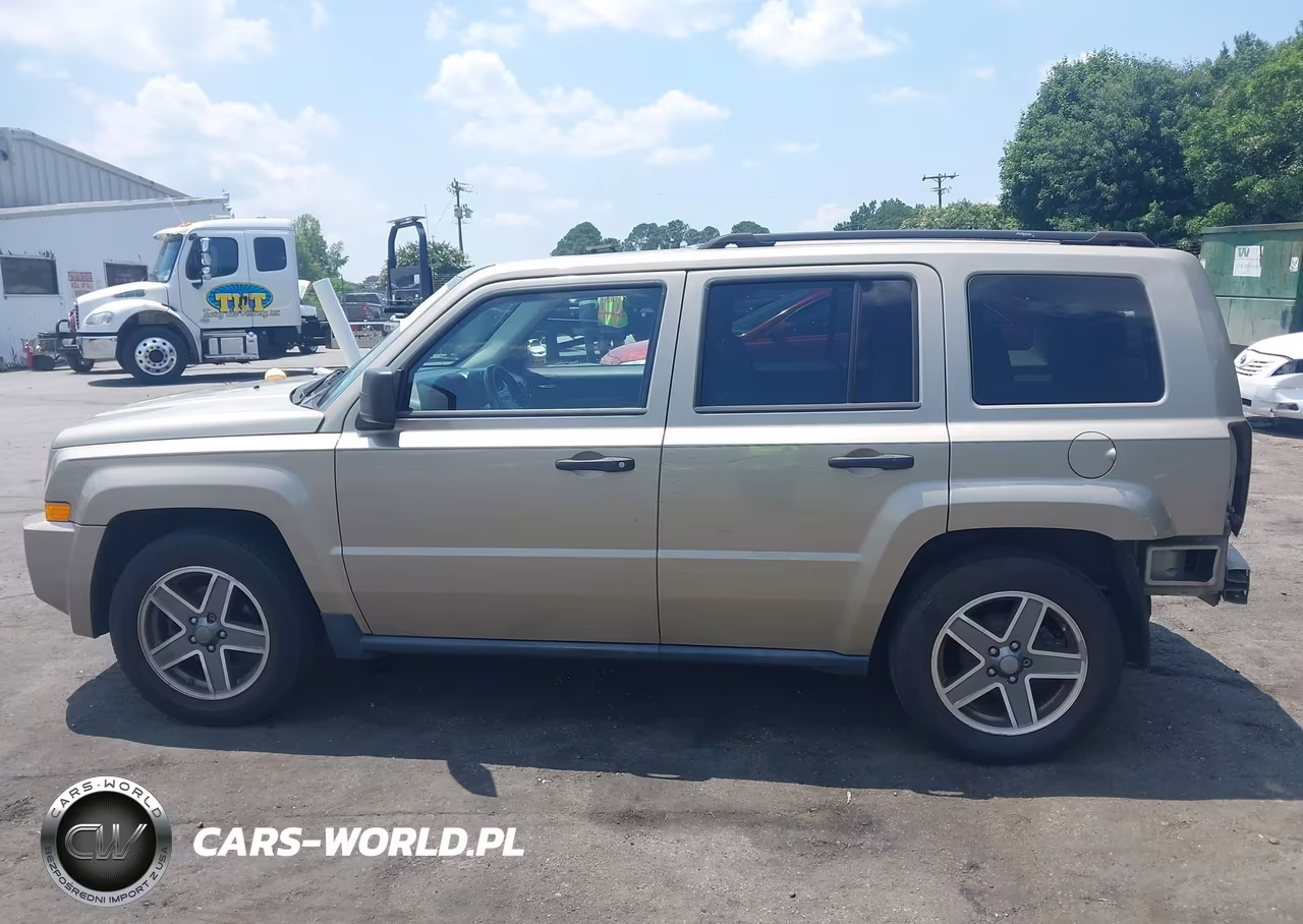 2009 Jeep Patriot Sport VIN:1J4FT28B99D208638 - 15