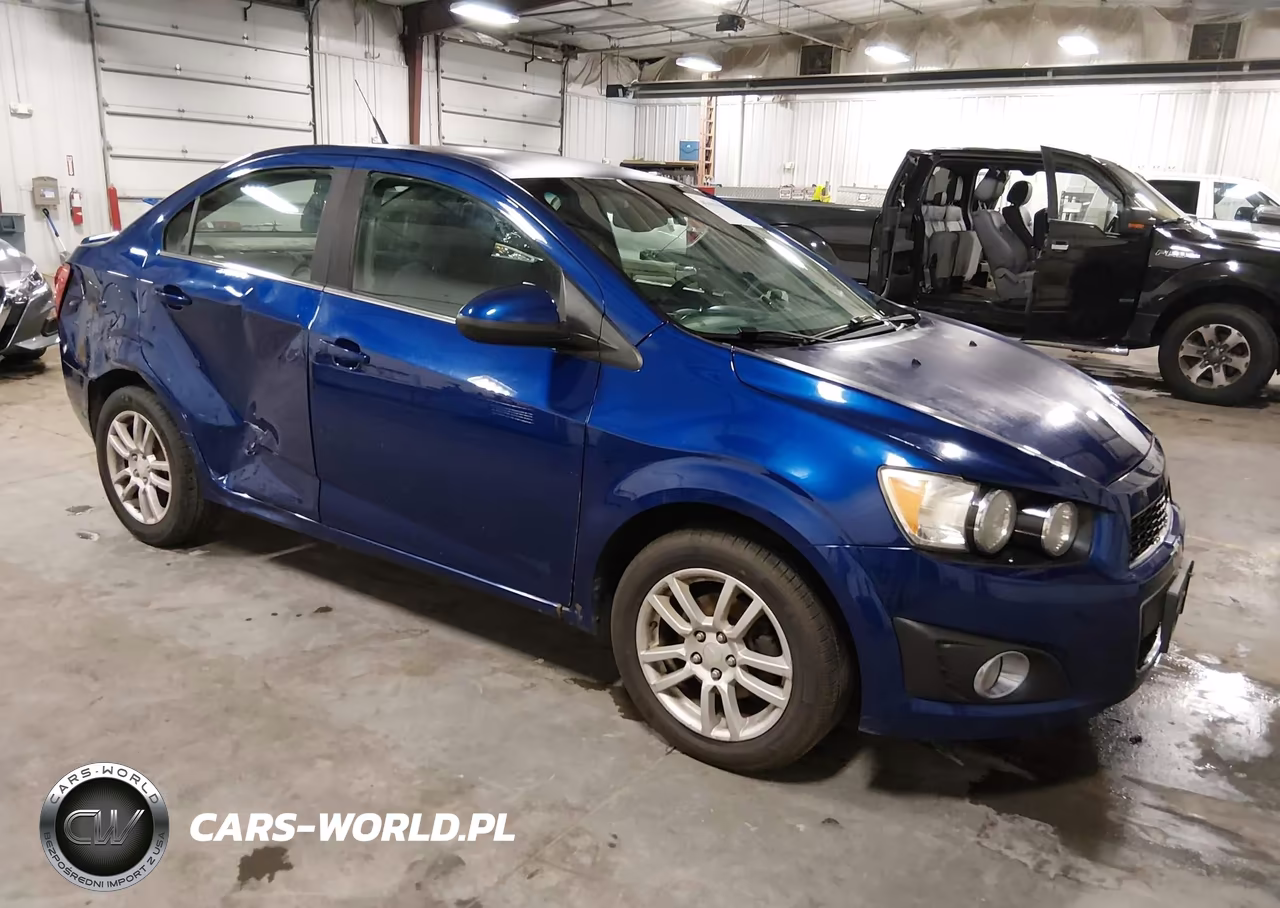 2014 Chevrolet Sonic Lt Auto – zdjęcie 1 z 16