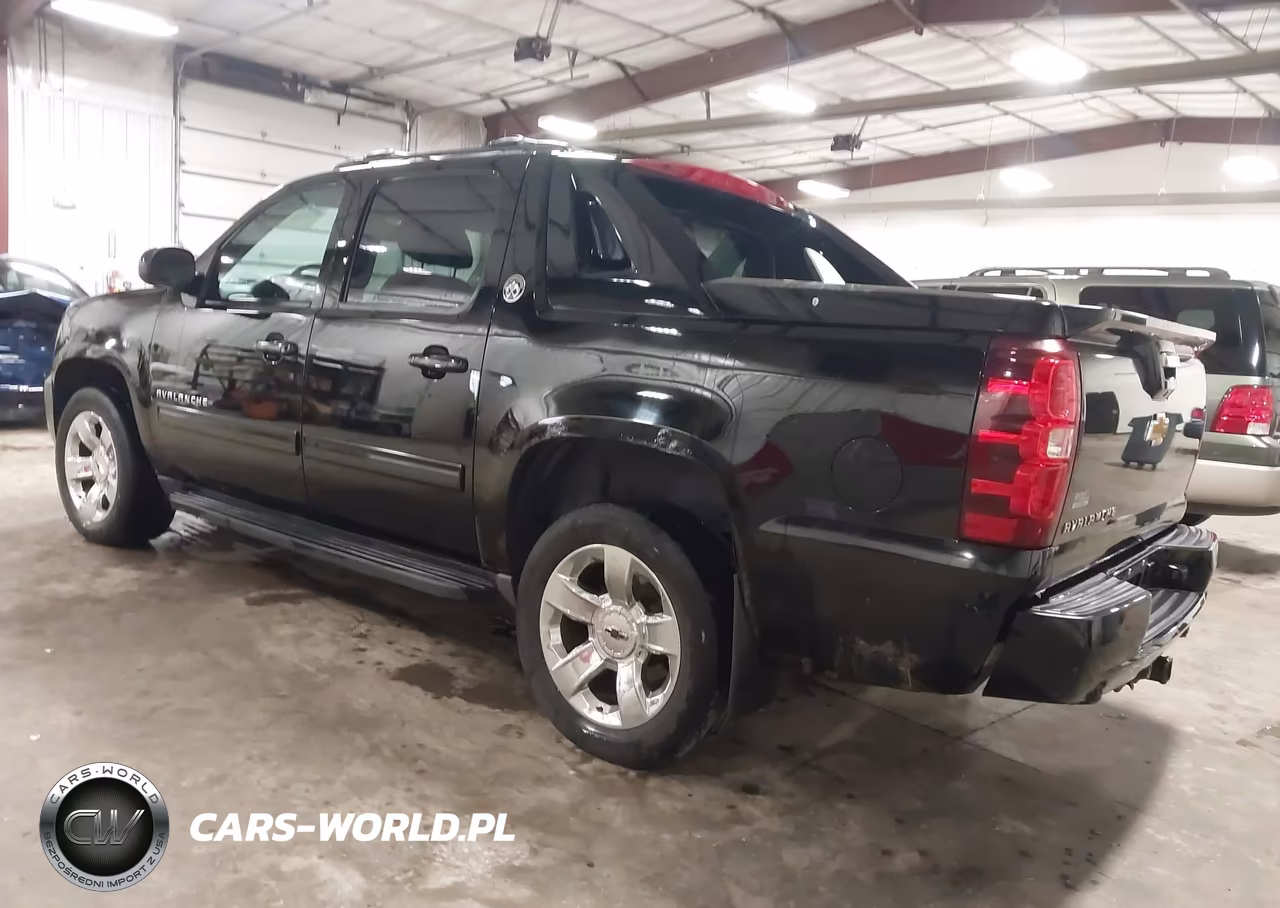 2013 Chevrolet Avalanche Ls VIN:3GNTKEE72DG296738 - 3
