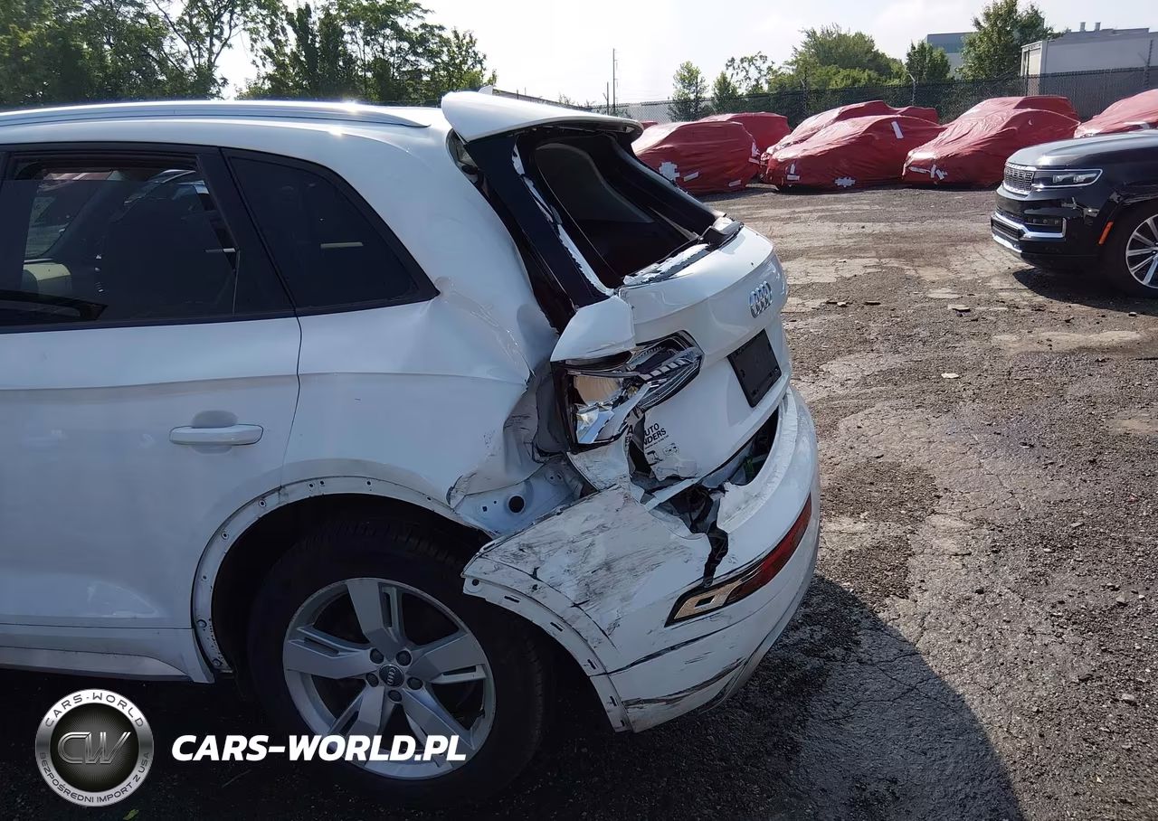 2018 Audi Q5 2.0T Premium-2.0T Tech Premium VIN:WA1ANAFY7J2009173 - 6