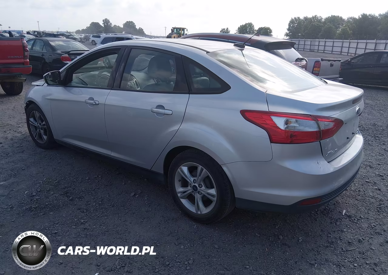2014 Ford Focus Se VIN:1FADP3F25EL190090 - 3