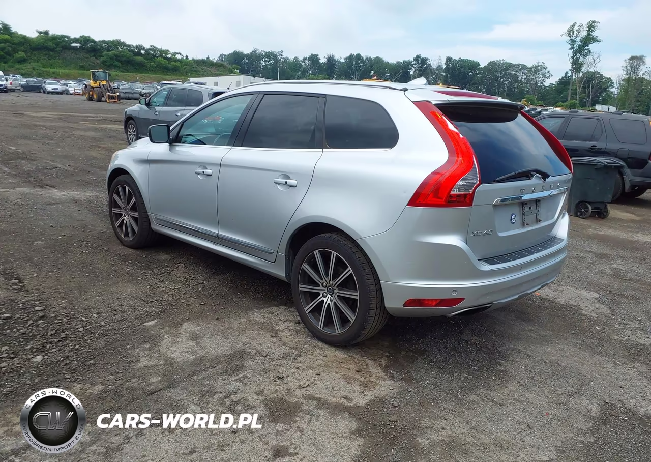 2016 Volvo Xc60 T5 Drive-E Premier VIN:YV440MDK1G2829711 - 3