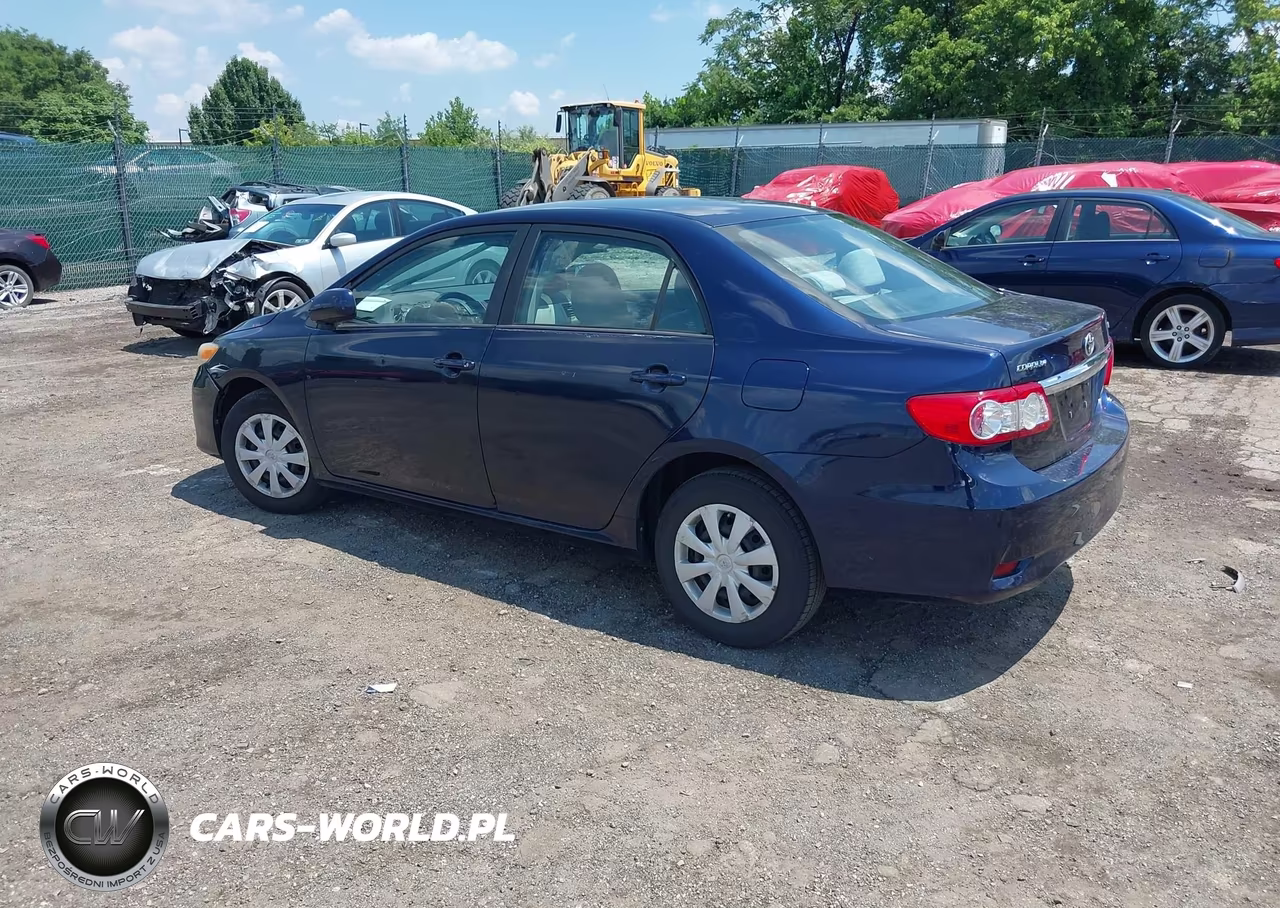 2011 Toyota Corolla Le VIN:2T1BU4EE6BC693349 - 3