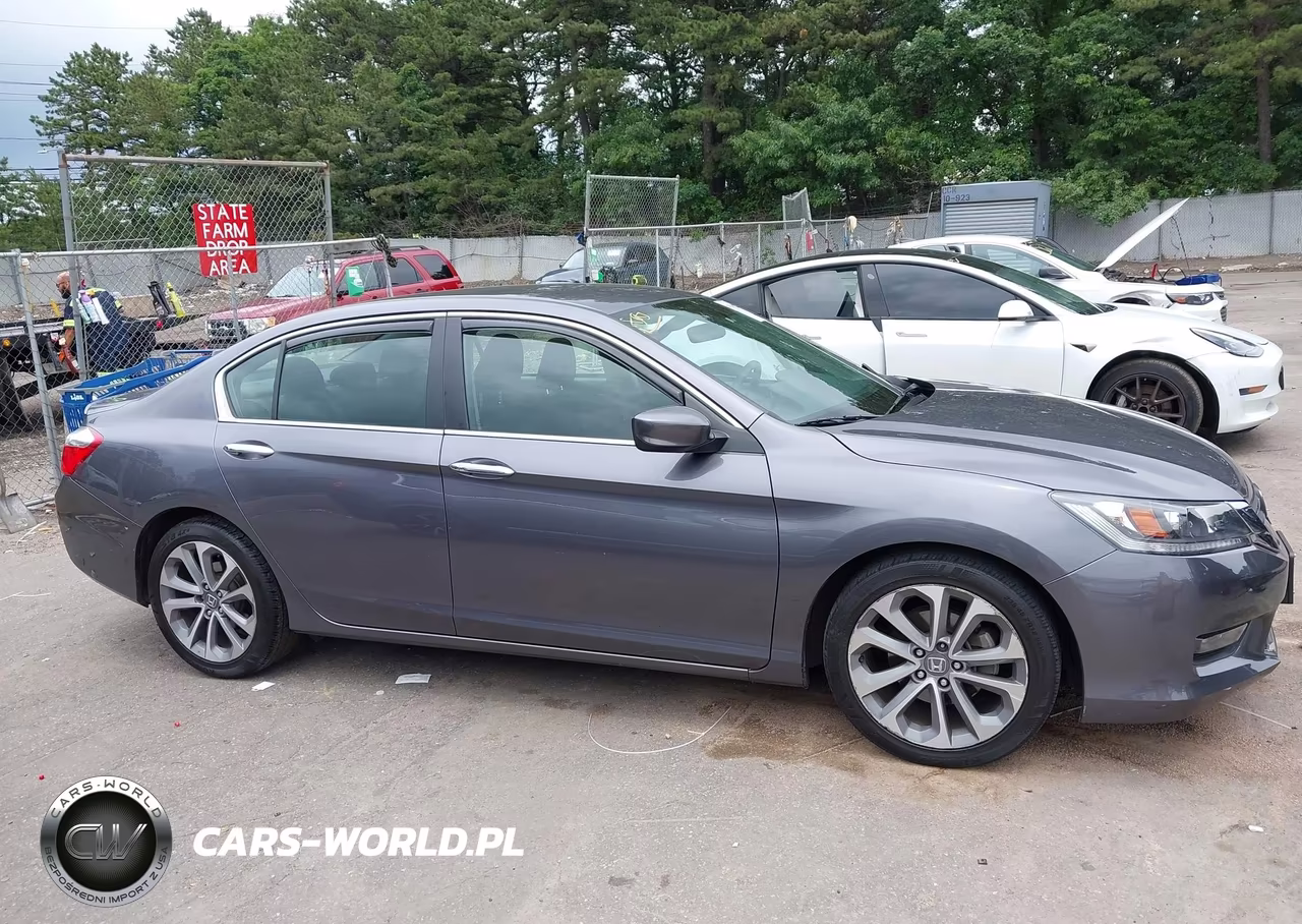 2014 Honda Accord Sport VIN:1HGCR2F53EA084092 - 13