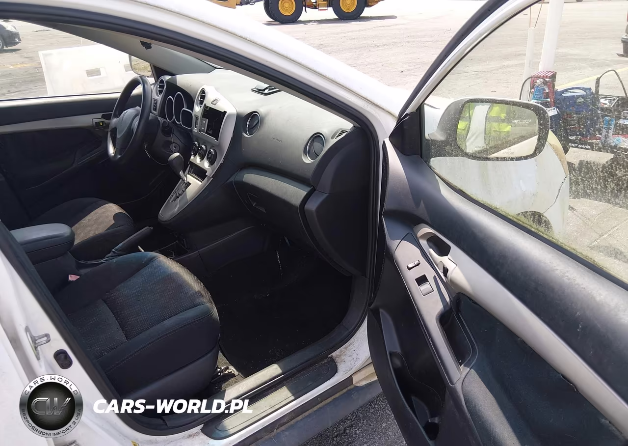 2010 Pontiac Vibe VIN:5Y2SP6E07AZ414518 - 5