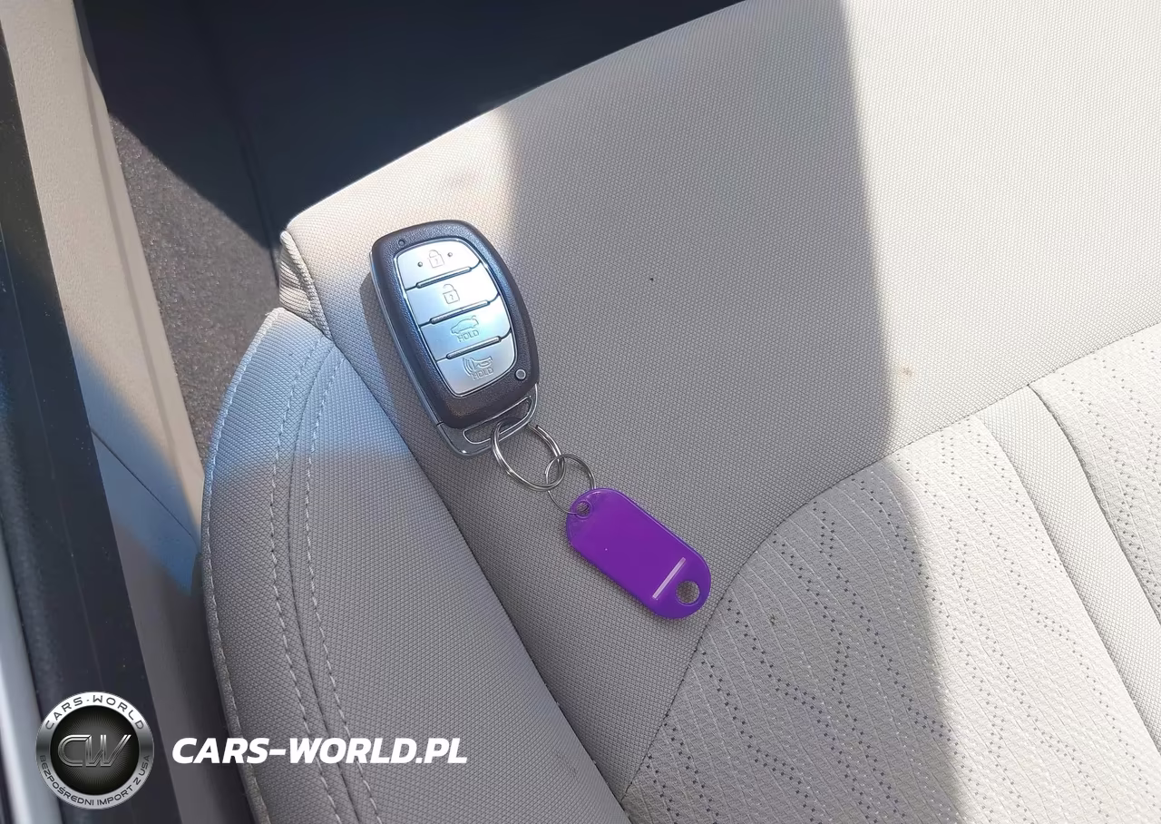 2018 Hyundai Sonata Hybrid Se VIN:KMHE24L30JA082963 - 11