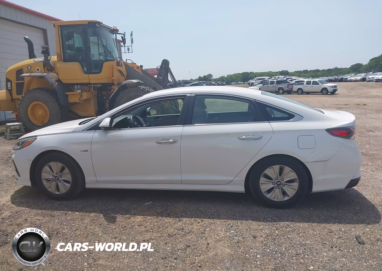 2018 Hyundai Sonata Hybrid Se VIN:KMHE24L30JA082963 - 15