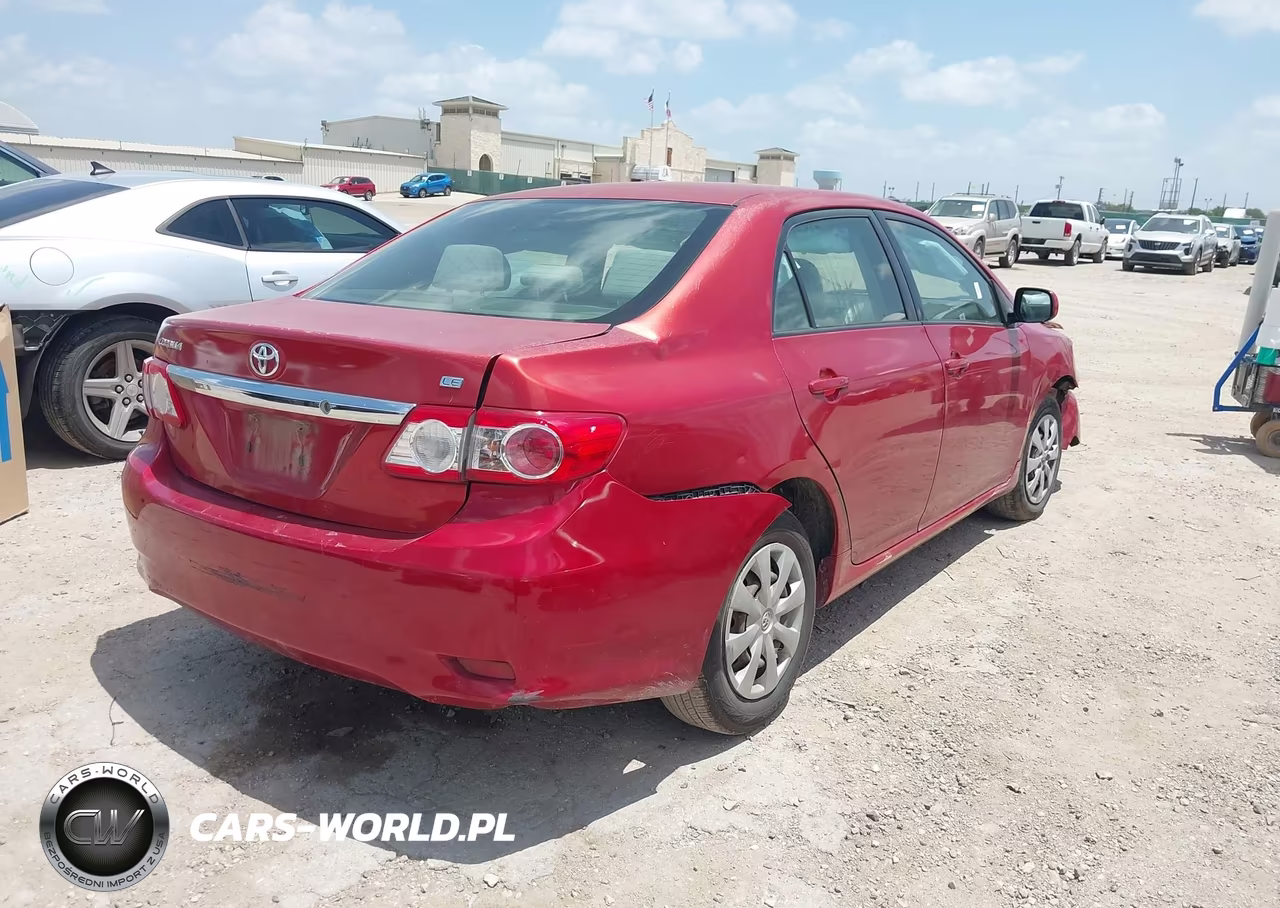 2011 Toyota Corolla Le VIN:JTDBU4EEXB9160104 - 4