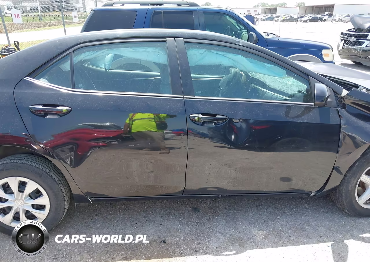 2016 Toyota Corolla L VIN:5YFBURHE6GP518678 - 13
