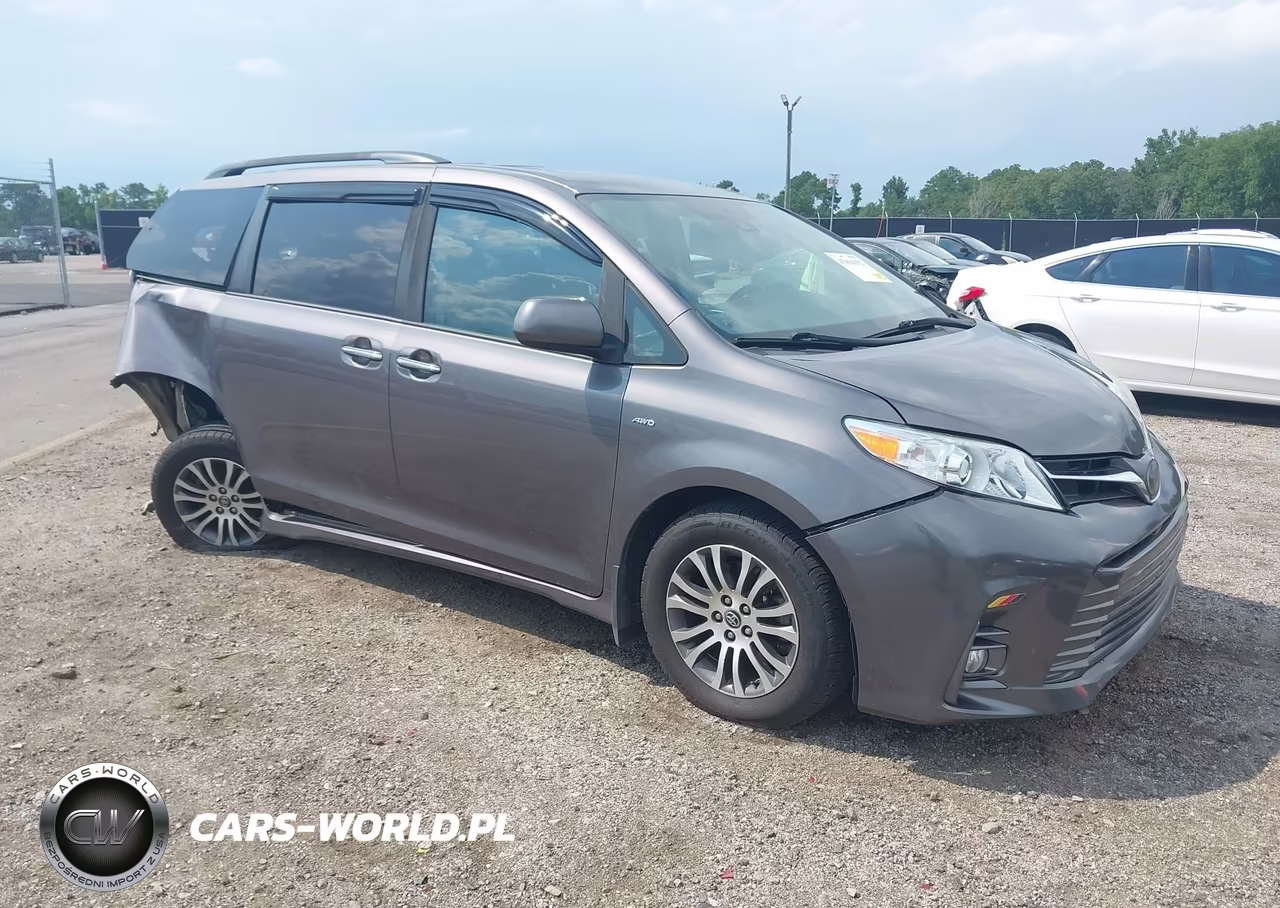 2019 Toyota Sienna Xle 8 Passenger