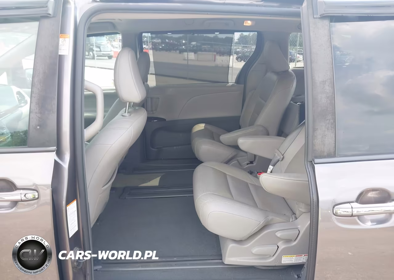 2019 Toyota Sienna Xle 8 Passenger VIN:5TDYZ3DC7KS999571 - 8