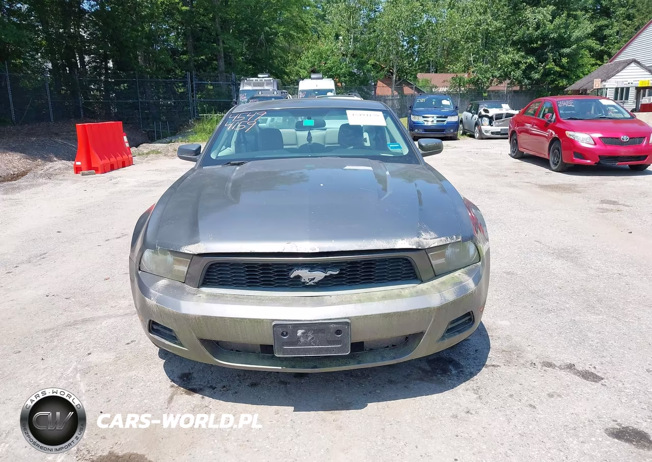 2010 Ford Mustang V6-V6 Premium VIN:1ZVBP8AN0A5137650 - 13