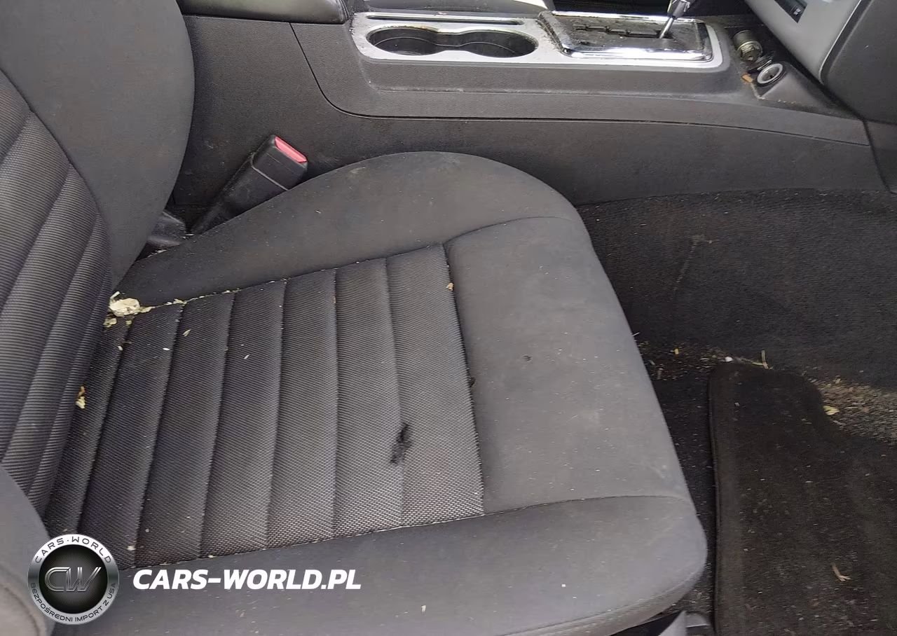 2010 Dodge Challenger Se VIN:2B3CJ4DVXAH174227 - 5