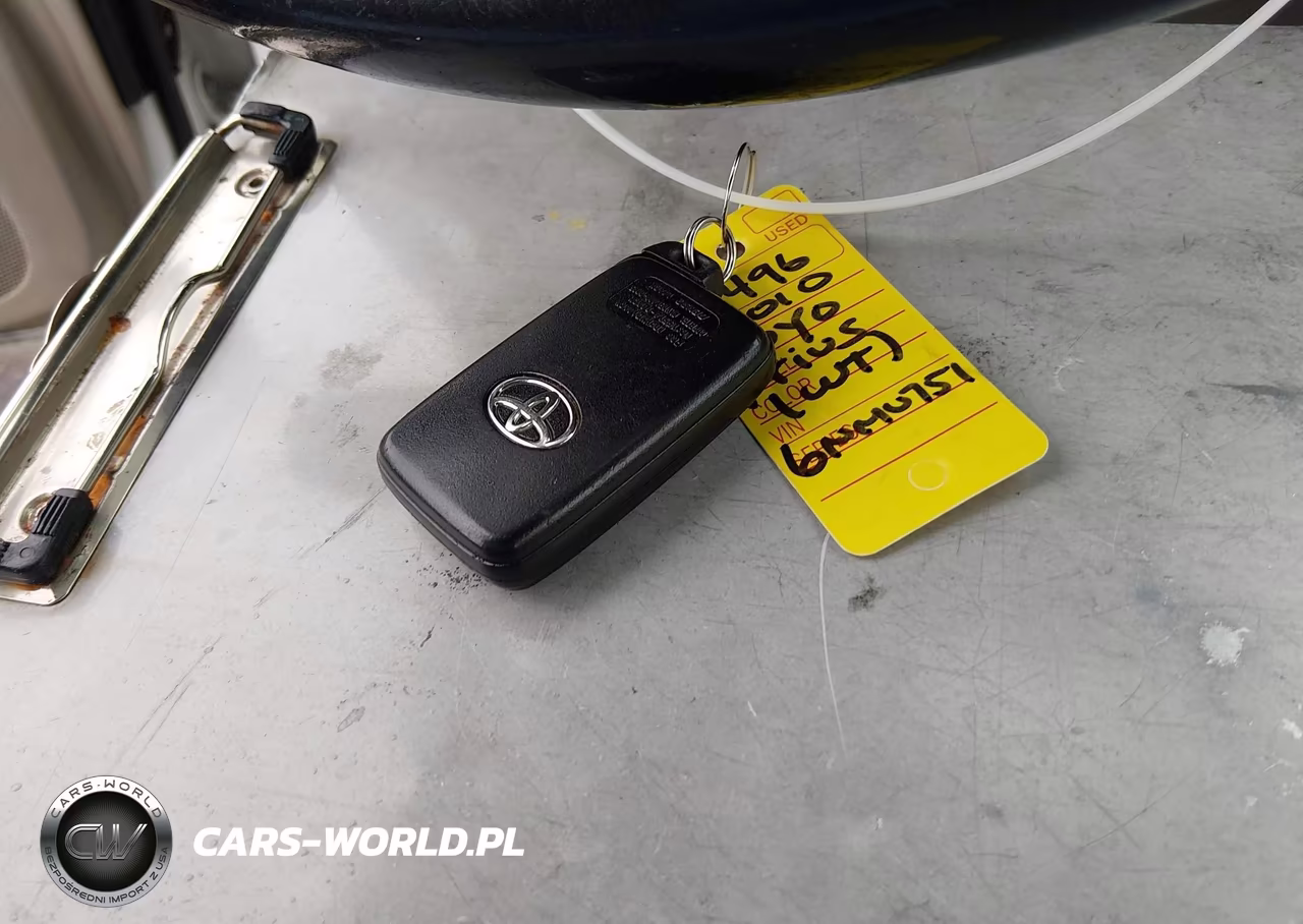 2010 Toyota Prius V VIN:JTDKN3DU1A0140245 - 11