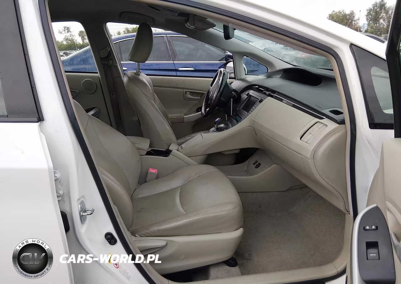 2010 Toyota Prius V VIN:JTDKN3DU1A0140245 - 5