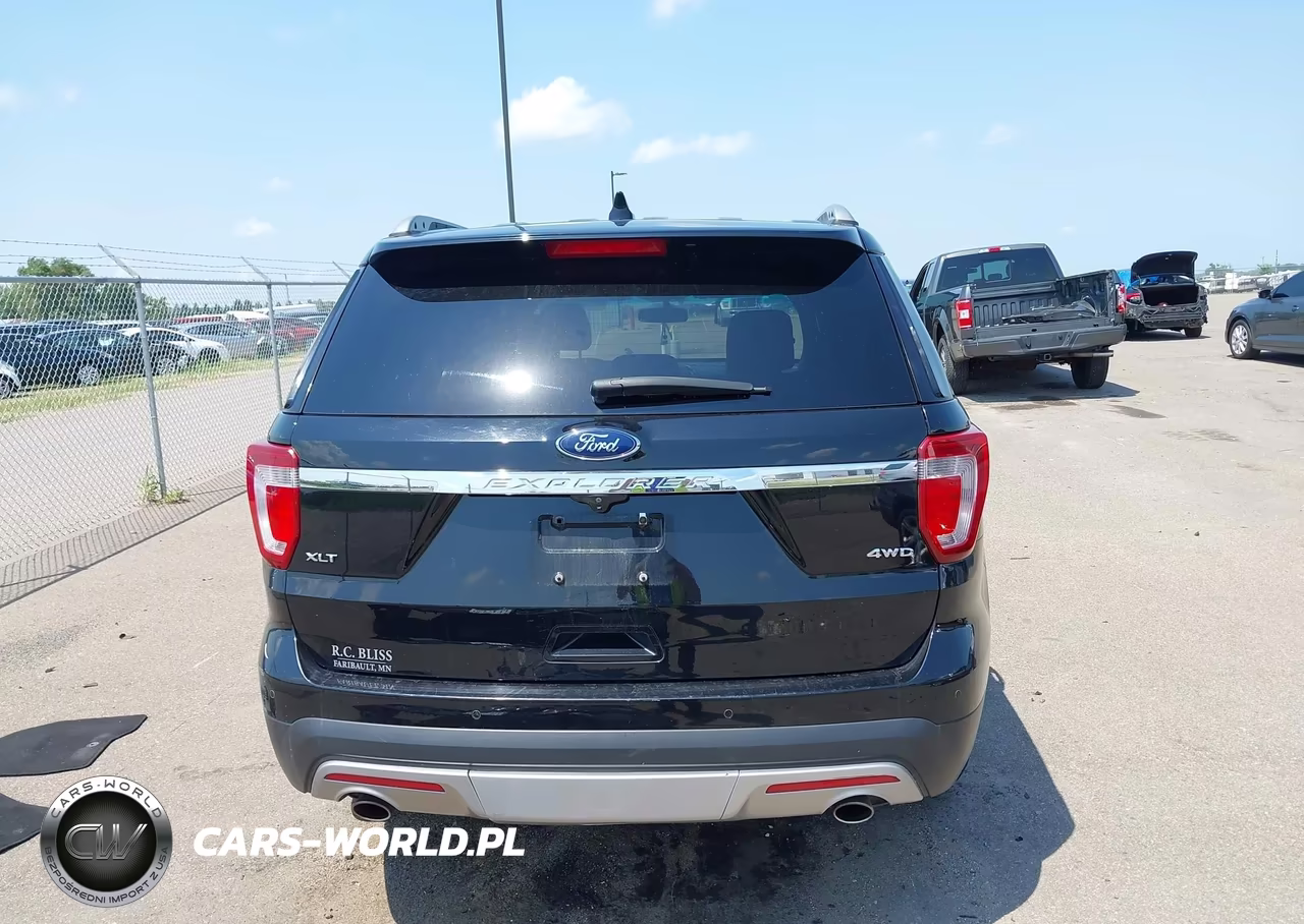 2017 Ford Explorer Xlt VIN:1FM5K8D87HGC55113 - 17