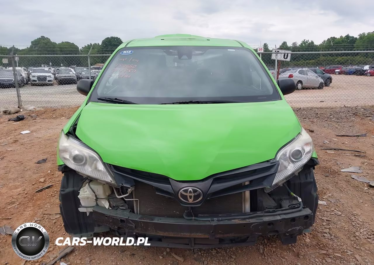 2019 Toyota Sienna L 7 Passenger VIN:5TDZZ3DC4KS019850 - 12