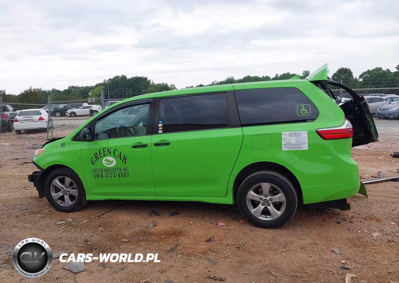 2019 Toyota Sienna L 7 Passenger VIN:5TDZZ3DC4KS019850 - 14