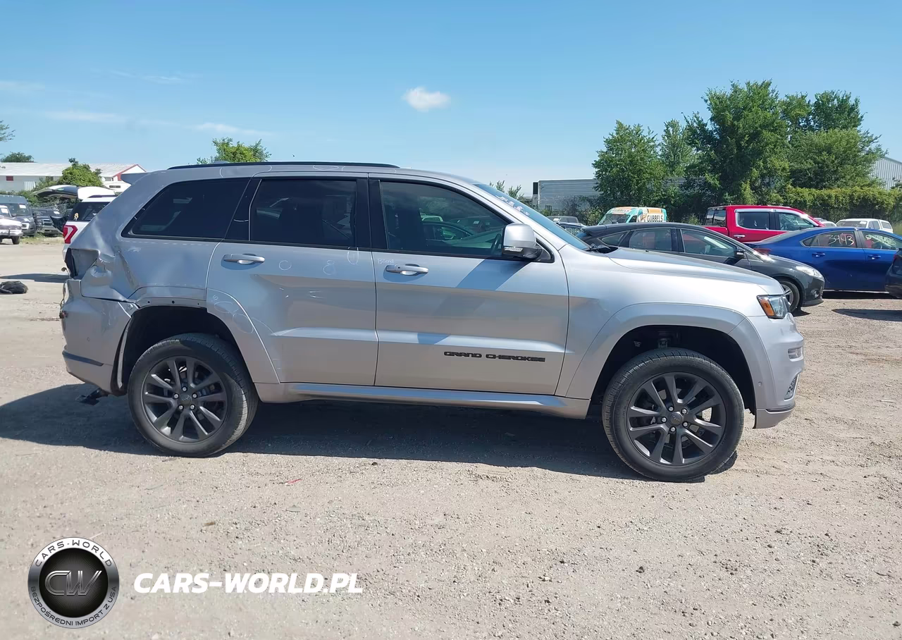2018 Jeep Grand Cherokee High Altitude 4X4 VIN:1C4RJFCG6JC215124 - 14