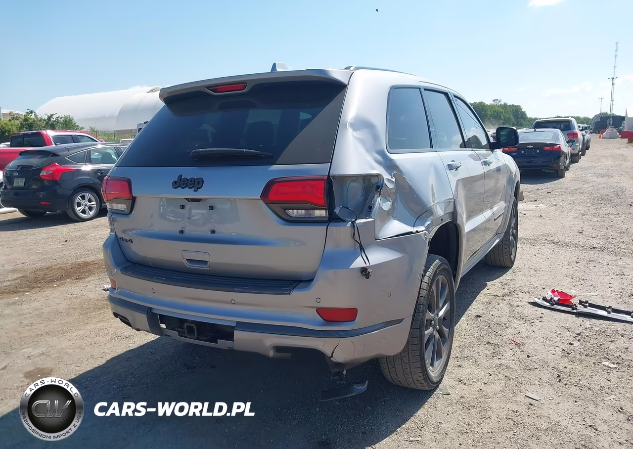 2018 Jeep Grand Cherokee High Altitude 4X4 VIN:1C4RJFCG6JC215124 - 18