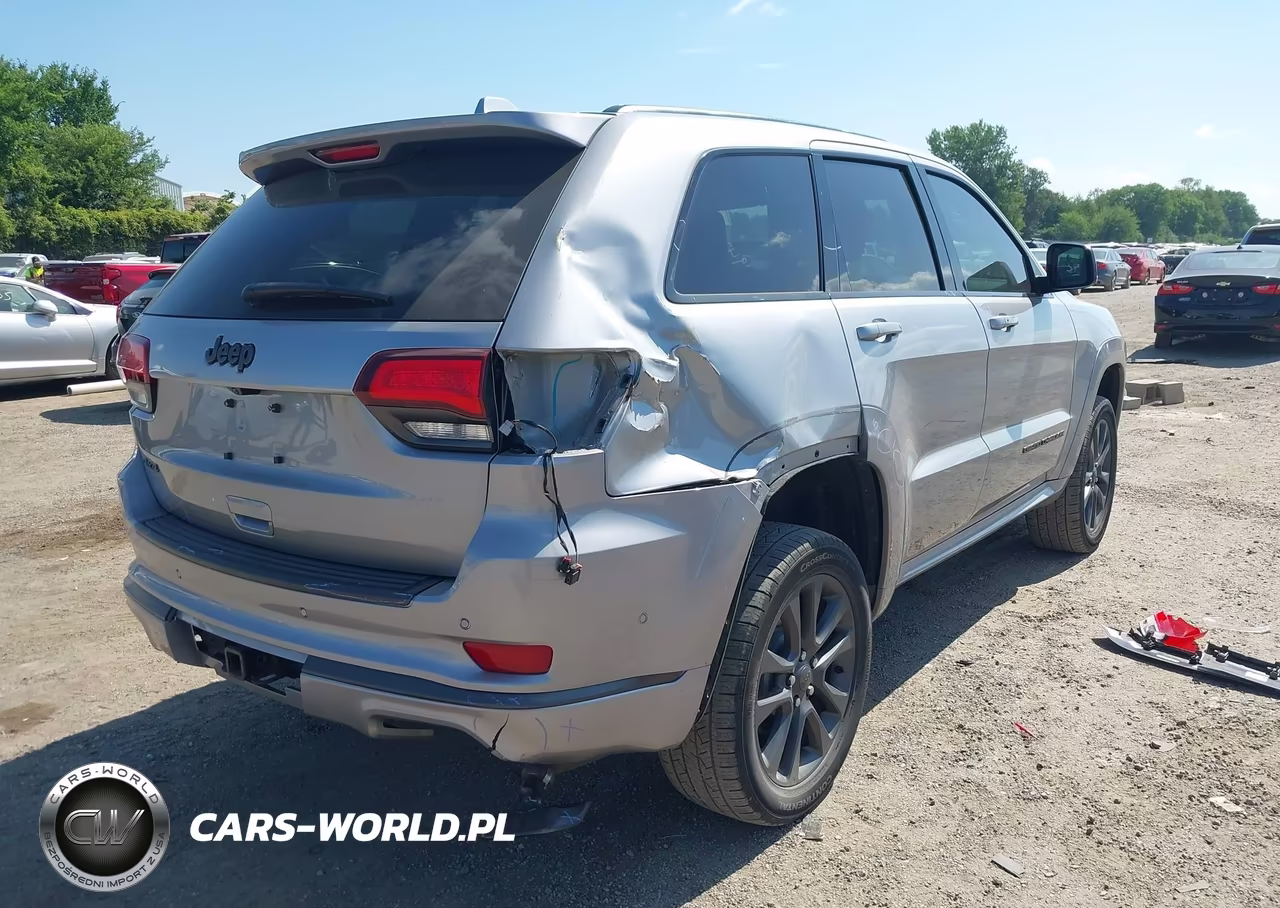 2018 Jeep Grand Cherokee High Altitude 4X4 VIN:1C4RJFCG6JC215124 - 4