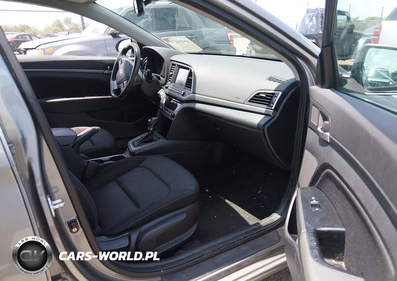 2017 Hyundai Elantra Value Edition VIN:KMHD84LF7HU407458 - 5