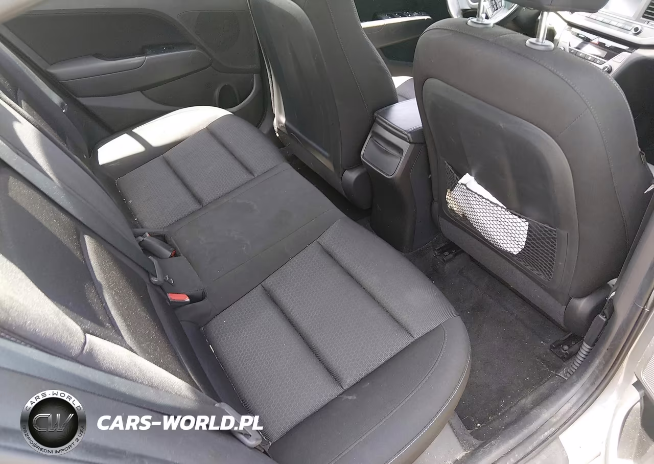 2017 Hyundai Elantra Value Edition VIN:KMHD84LF7HU407458 - 8