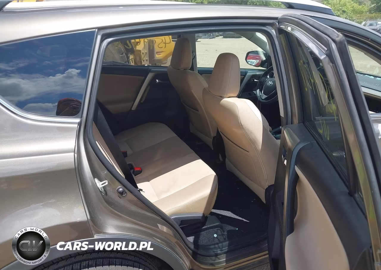 2015 Toyota Rav4 Xle VIN:2T3RFREV8FW352777 - 8