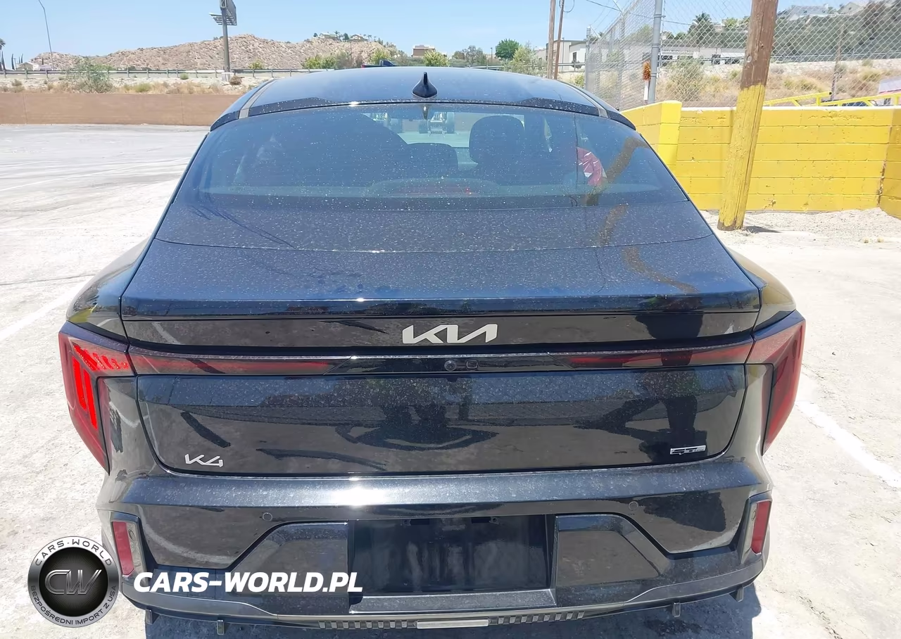 2025 Kia K4 Gt-Line Turbo VIN:3KPFW4DC4SE102383 - 17