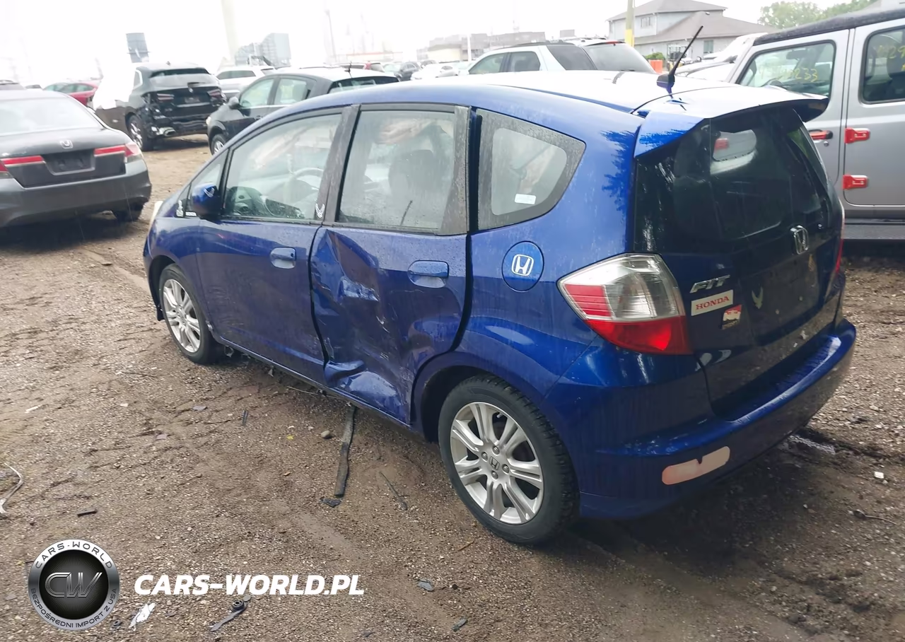2009 Honda Fit Sport VIN:JHMGE88459S070714 - 3