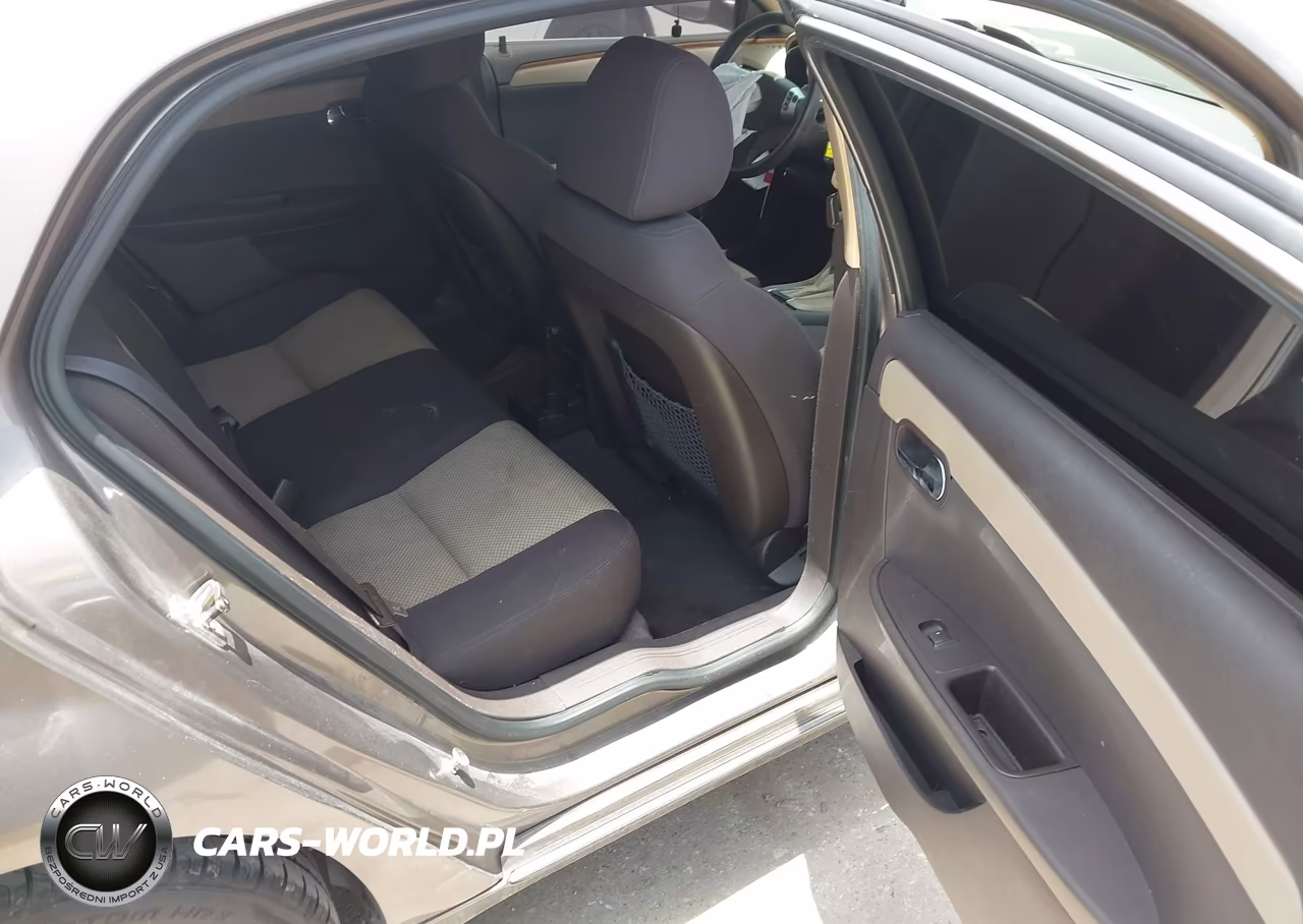 2011 Chevrolet Malibu 1Lt VIN:1G1ZC5E13BF372888 - 8