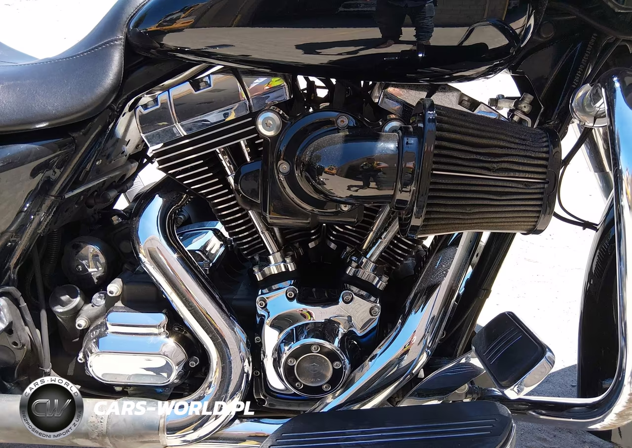 2015 Harley-Davidson Fltrxs Road Glide Special VIN:1HD1KTM3XFB641527 - 8