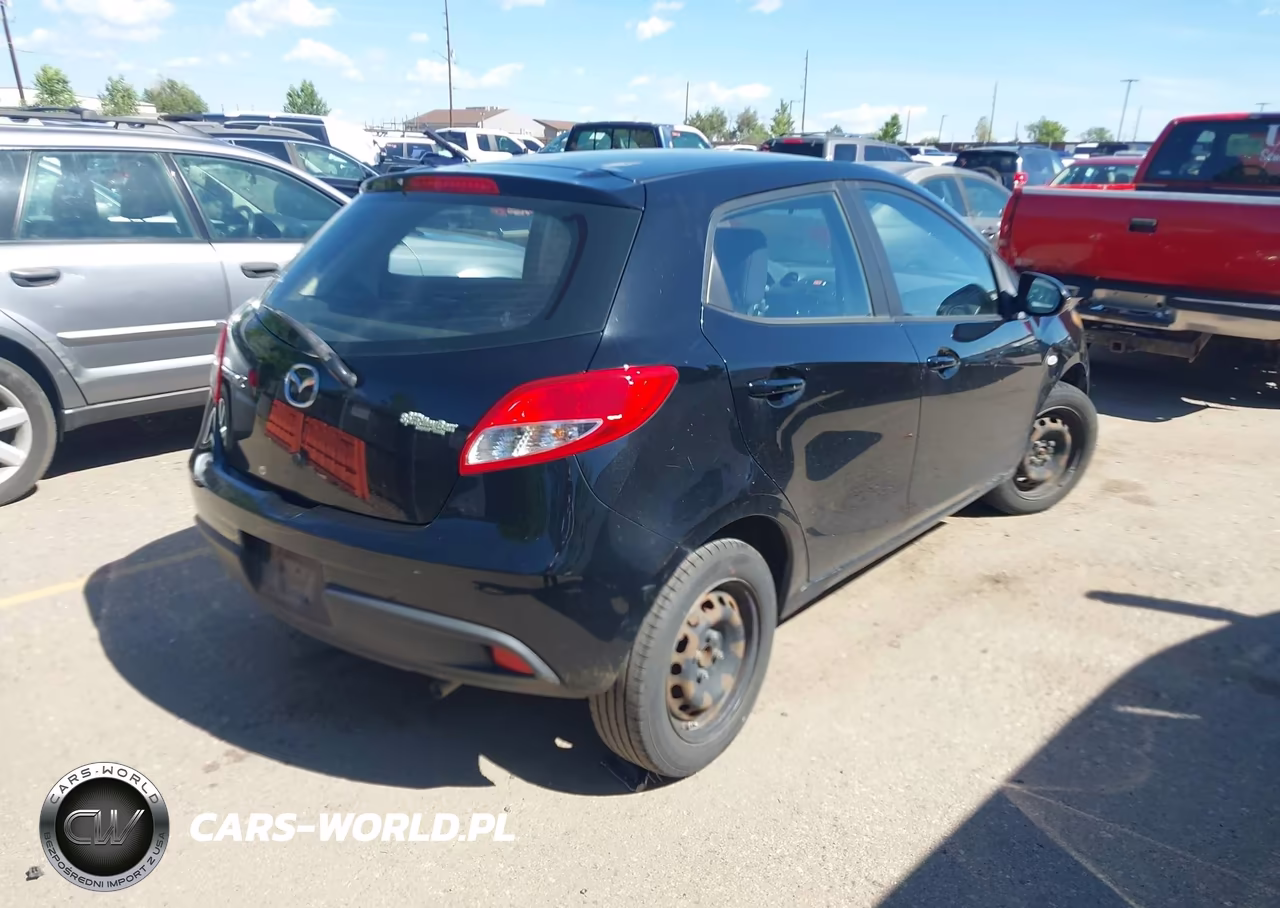 2012 Mazda Mazda2 Sport VIN:JM1DE1KY9C0140158 - 4
