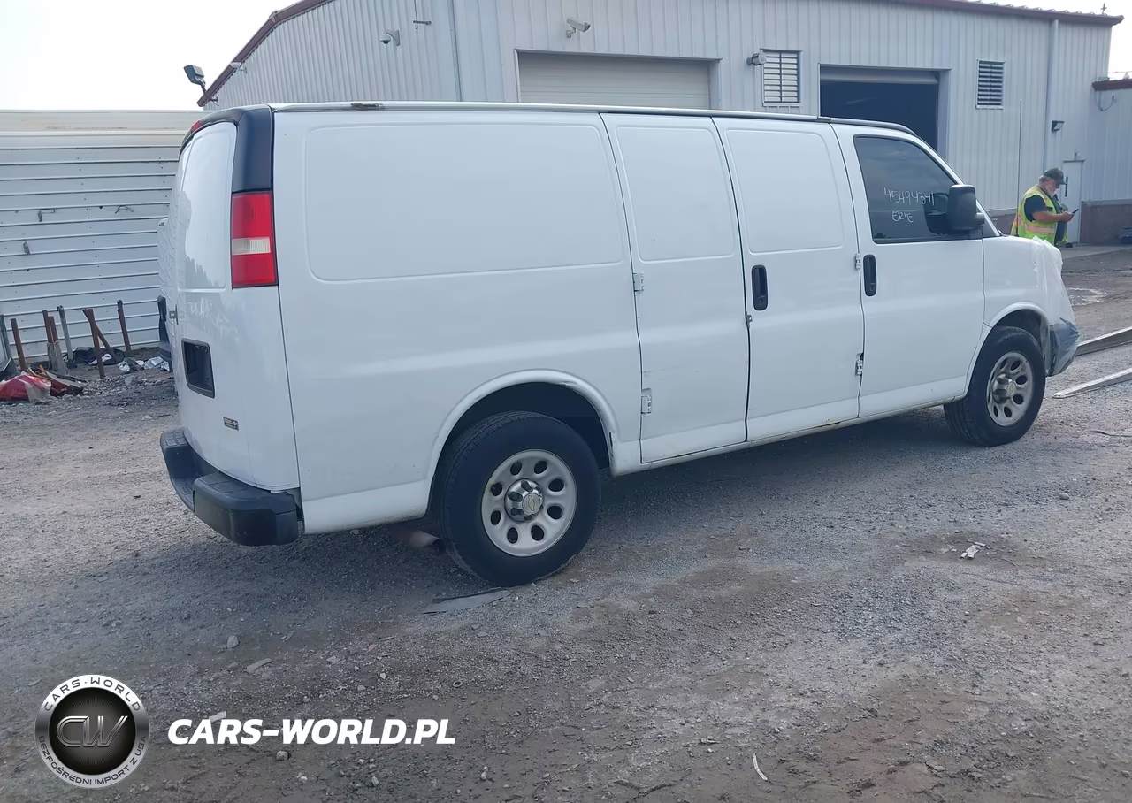 2014 Chevrolet Express 1500 Work Van VIN:1GCSGAFX9E1140516 - 4
