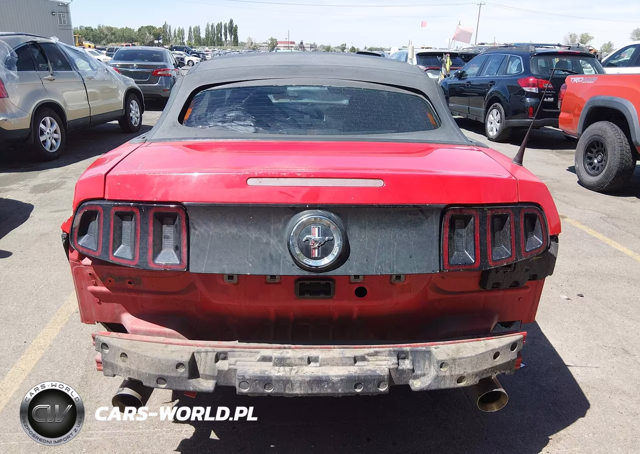 2013 Ford Mustang V6-V6 Premium VIN:1ZVBP8EM2D5213620 - 17